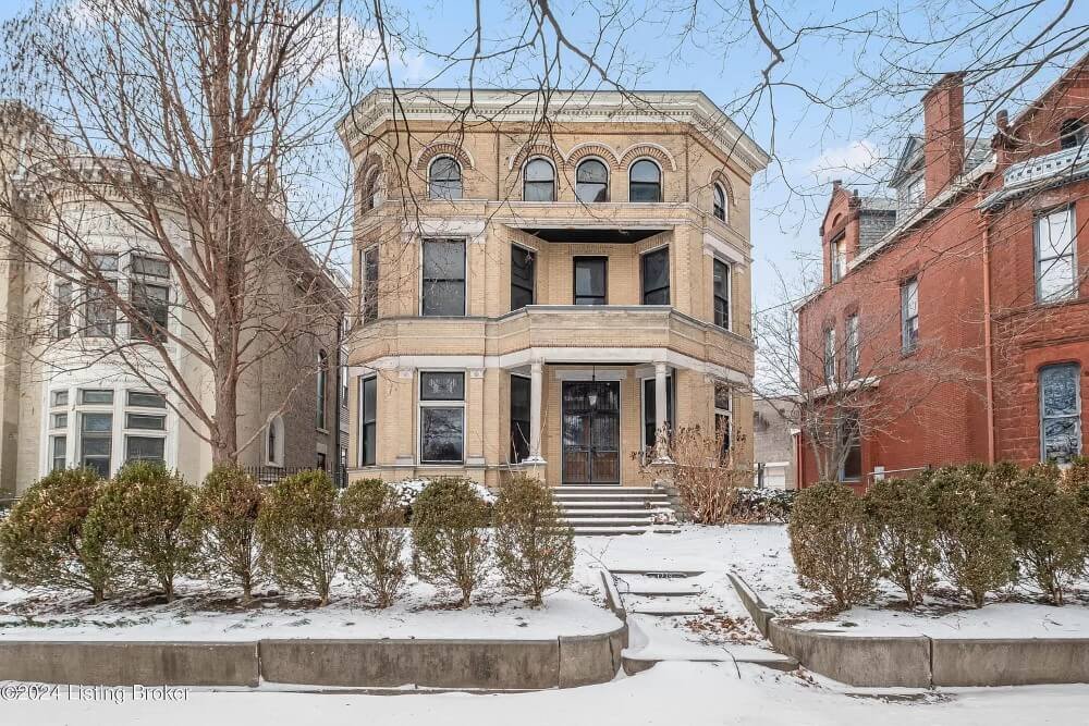 1903 Victorian House In Kentucky With 10 Bedrooms And 5 Bathrooms Lists At Just $575k