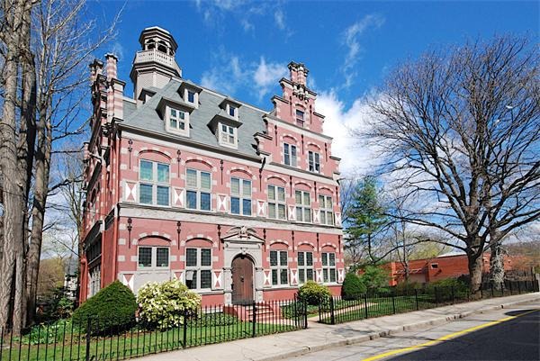The Dutch House, One Of The Finest Examples Of Dutch High Renaissance In The United States