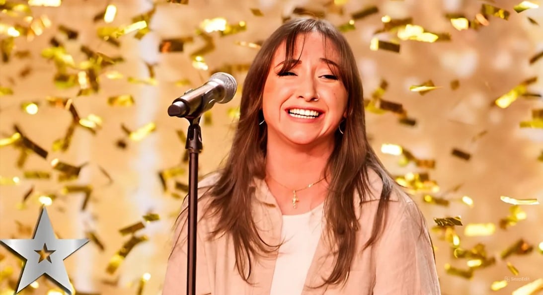 Sydnie Christmas Won Over Simon With Her Beautiful Rendition Of “Tomorrow”