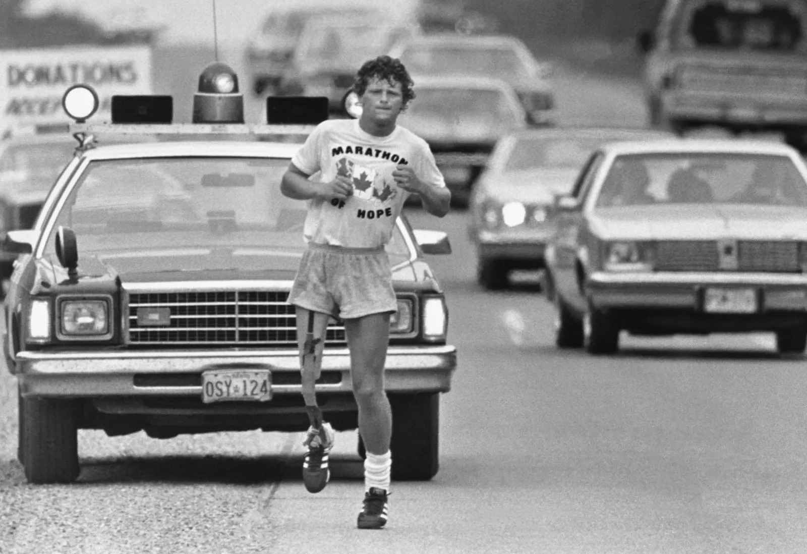 The Inspirational Story Of Terry Fox, Who Ran Across Canada With One Leg