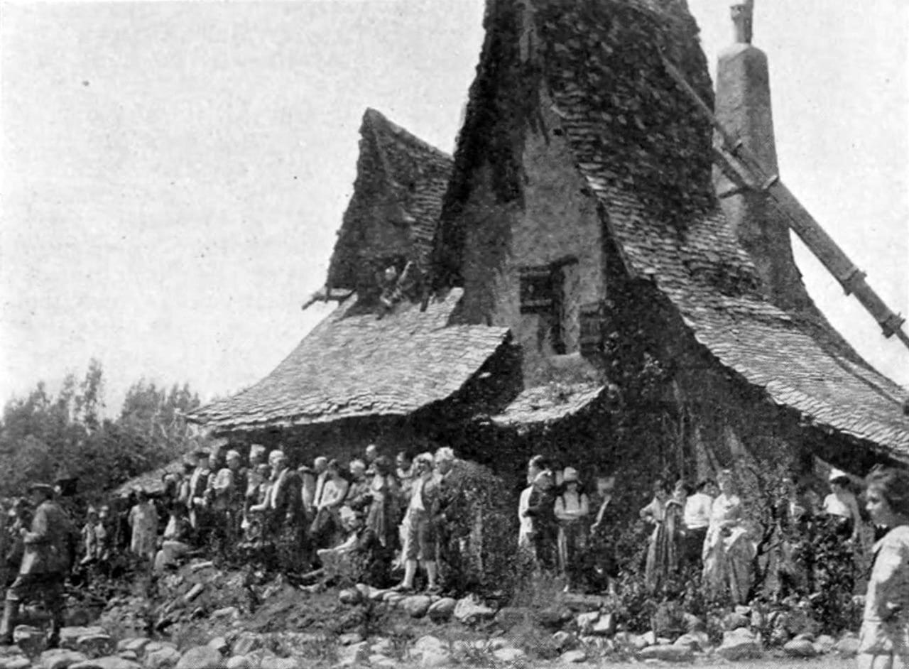 The house, when it was the Irvin W. Willat Studio in Culver City c. 1921