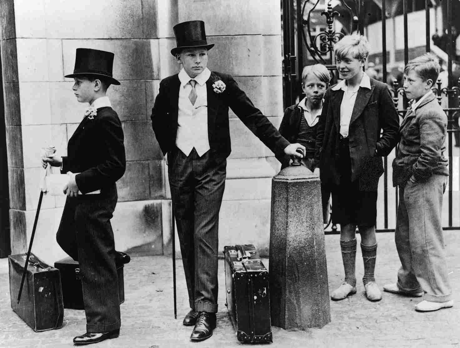 The Photo Toffs vs. Toughs That Exposed Britain’s Social Divide In 1937
