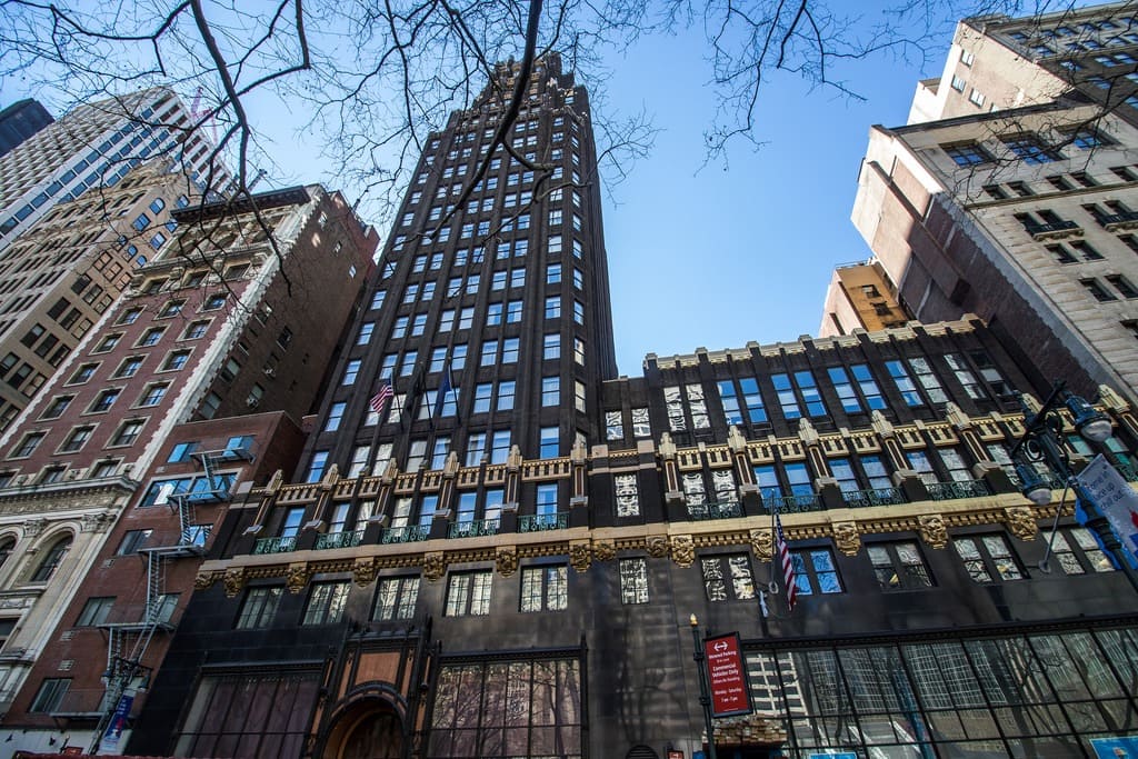 American Radiator Building – The Most Beautiful Skyscraper Of Art Deco Era