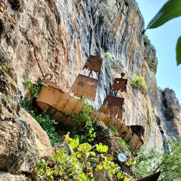 Discover The Musée De l’Insolite: A Treasure Trove Of Curiosities In Cabrerets