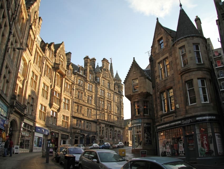 Cockburn Street: Edinburgh’s Serpentine Gateway And Its Notable Buildings