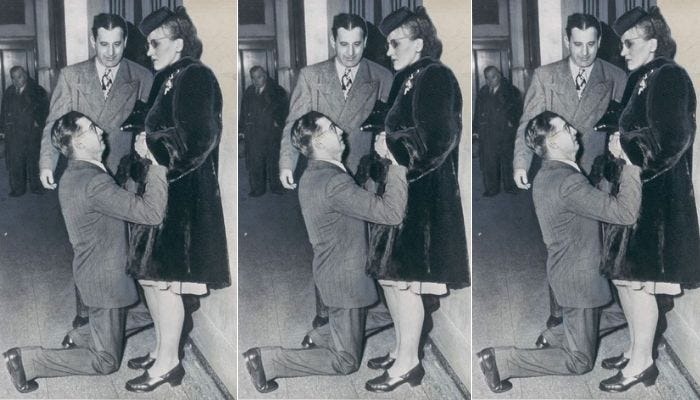 Real Story Behind The Viral Photo Of A Man Begging His Wife For Forgiveness Outside A Chicago Divorce Court In 1948