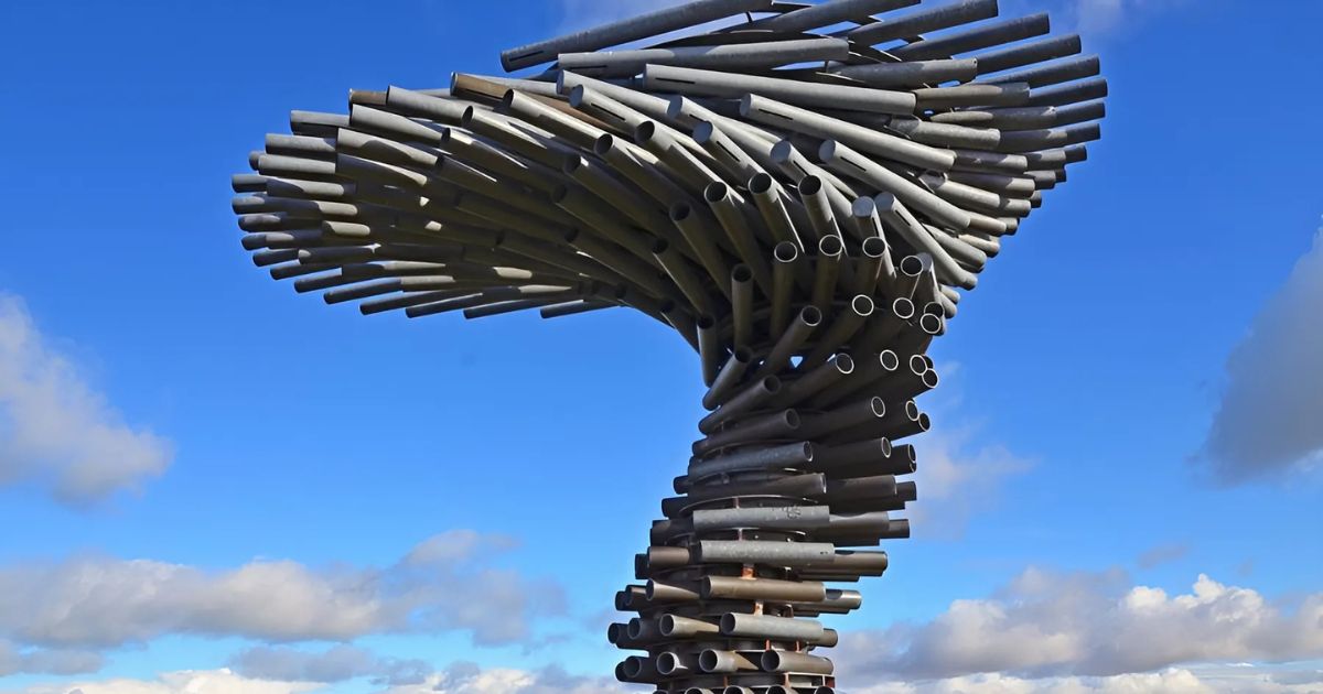 A One-Of-A-Kind Aeolian Harp Sculpture That Sounds Just As Strange As It Looks
