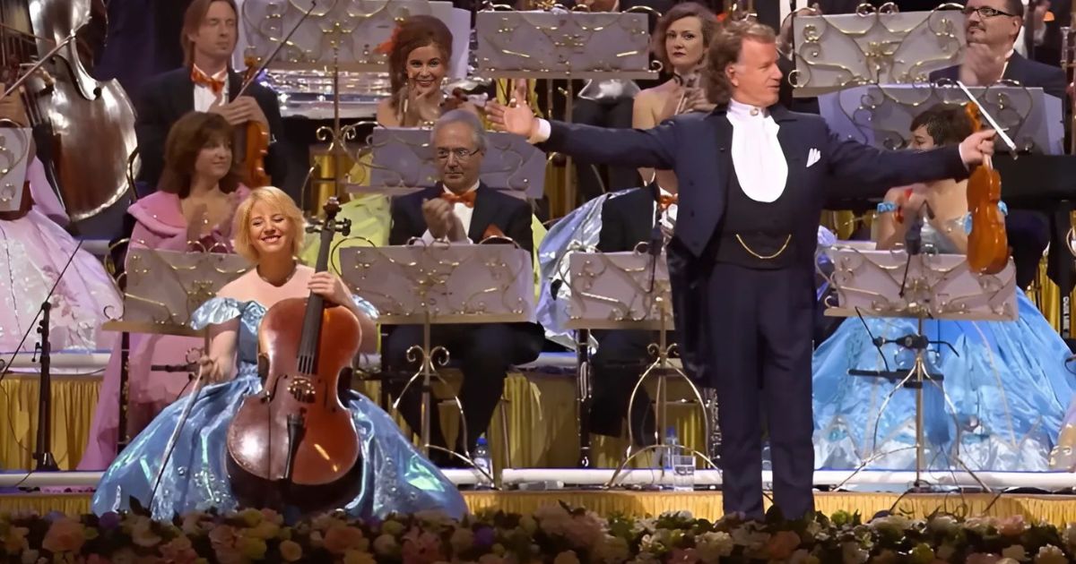 André Rieu’s Enchanting “Le Cygne” With Tanja Derwahl And The Johann Strauss Orchestra