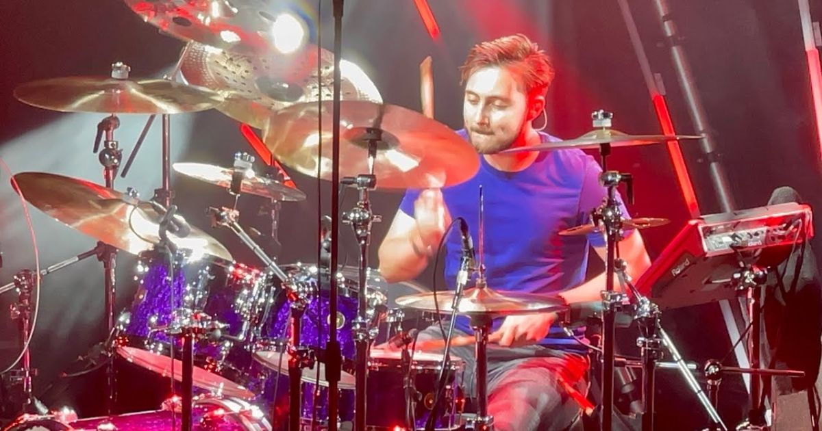 Nic Collins Proves His Talent With Electrifying Drum Solo Live