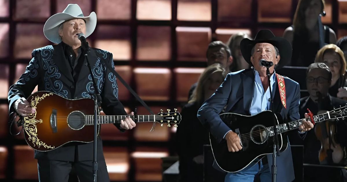 When George Strait And Alan Jackson Perform “Remember When” And “Troubadour”