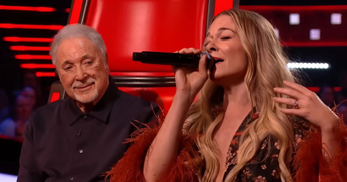 LeAnn Rimes Brings Tom Jones To The Brink Of Tears With “How Do I Live”