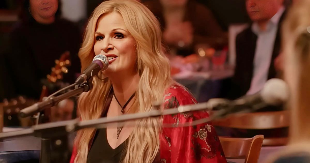 Trisha Yearwood Mesmerizes Fans With “The Wall Or The Way Over” At Nashville’s Bluebird Café