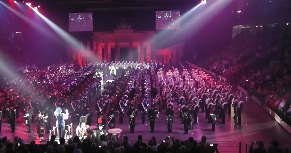 200 Bagpipes Unite For A Breathtaking “Amazing Grace” Performance